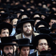 Illustration for article titled Ultra-Orthodox Men Now Wearing Special Blinders to Avoid Seeing Sexy Things